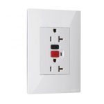 TOMACORRIENTE DOBLE P+T GFCI - Clickme, Legrand