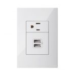 TOMACORRIENTE SENCILLA 2P+T + CARGADOR USB DOBLE 2400 Ma - 5V)