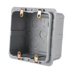 CAJA GRIS-PLASTICA 2400 CUADRADA