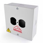 CAJA PASO 12x12x5 CON TROQUEL PARA TOMA DOBLE