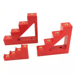 AISLADOR ESCALONADO 4 PASOS 148X164X30 MM